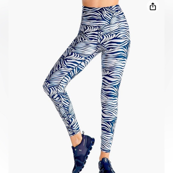 Kyodan Pants - Kyodan Women’s Ultra High Waist Leggings Size Large. Pattern is Jacq Zebra.